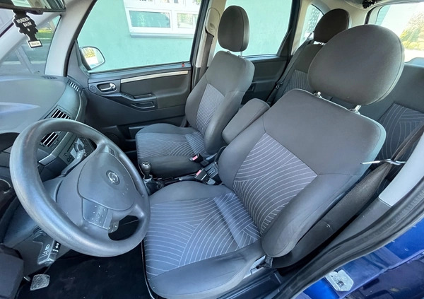 Opel Meriva cena 10900 przebieg: 157000, rok produkcji 2006 z Bieruń małe 254